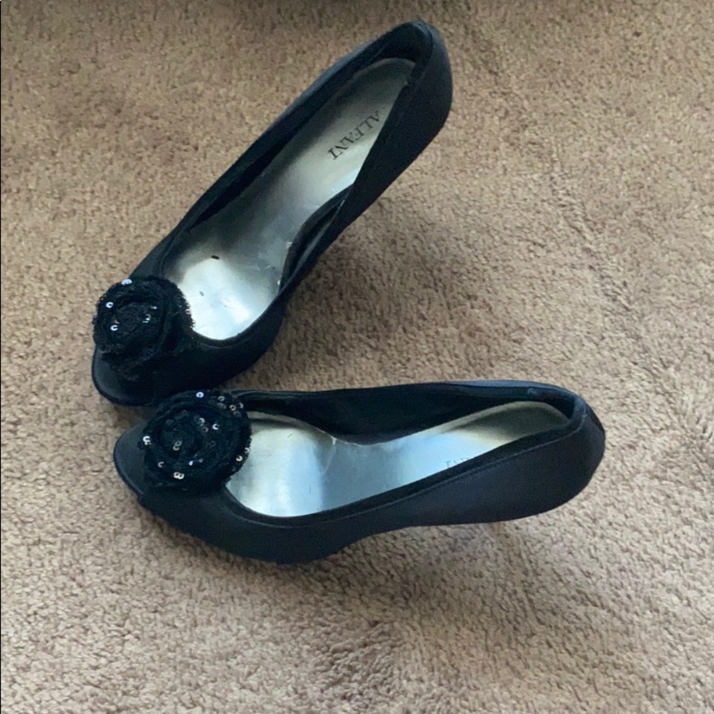 Alfani Peep toe